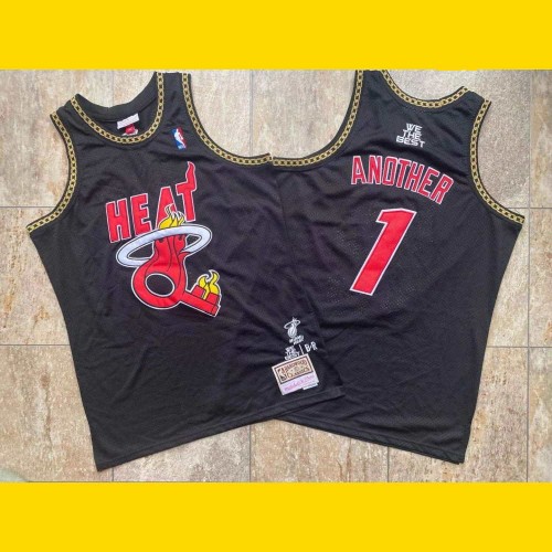 Mitchell & Ness x DJ Khaled x Miami Heat Swingman Jersey Black 남성 - SS20 -  KR