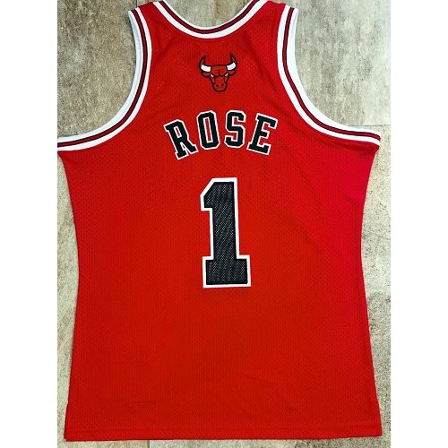 100% Authentic Derrick Rose Mitchell & Ness 08 09 Bulls Jersey Size 44  L Mens